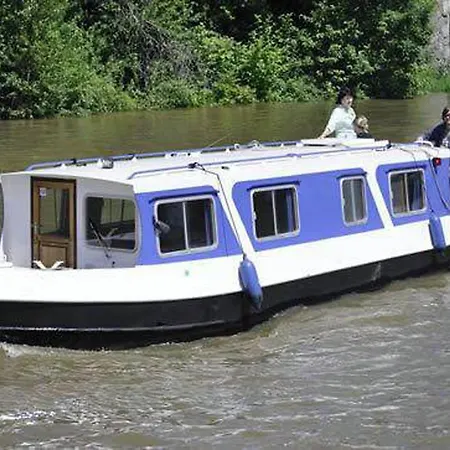 House Boat - Soal - Úszó hotel *